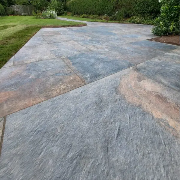 Copper-Slate-900x600-Porcelain-Paving-Tile-2-600x600.webp