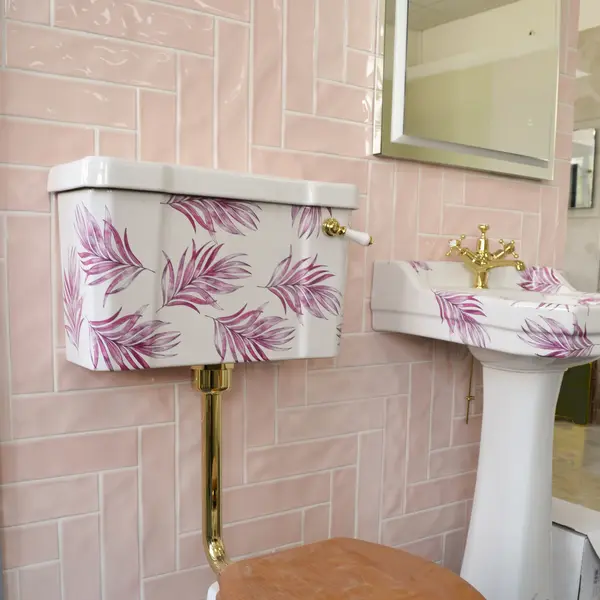 FashionRosaBathroomFloralWall.webp
