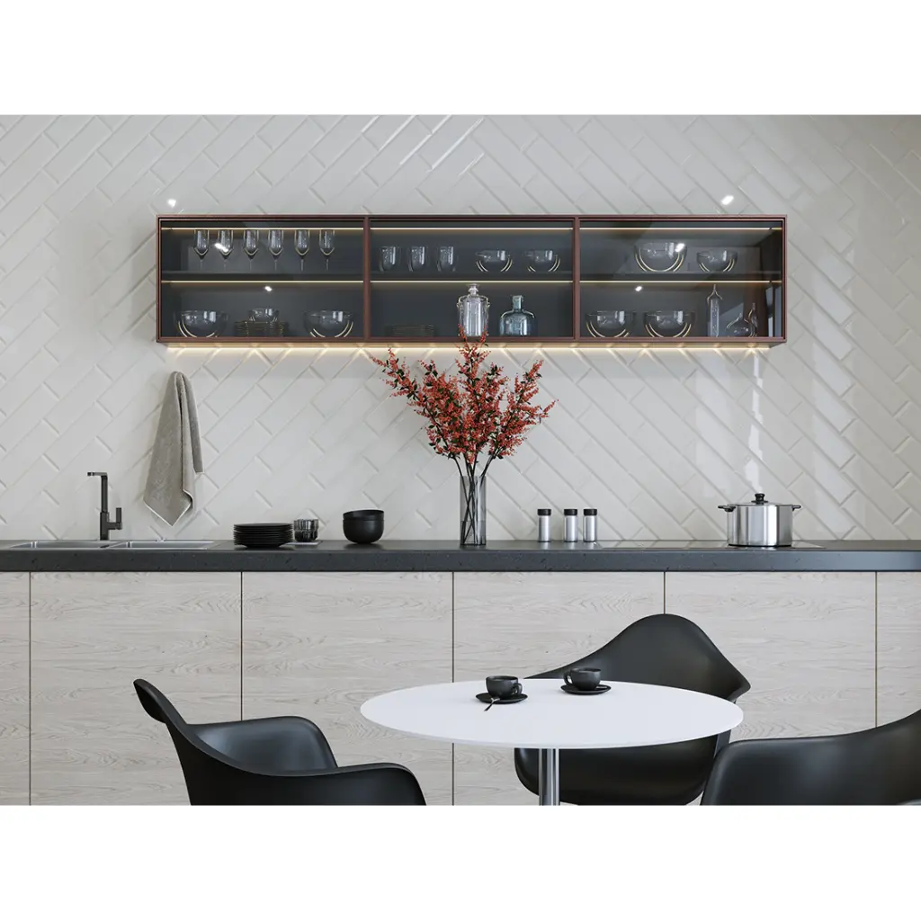 signature_metro_10x30_white_bevelled_roomset_2.webp